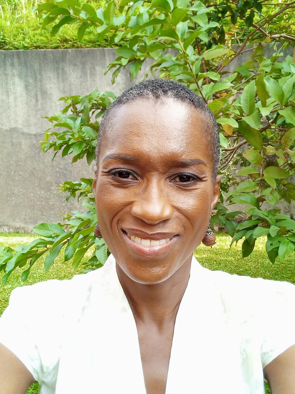 Portrait de Sandrine KOUAME-AMANI, coach en nutrition